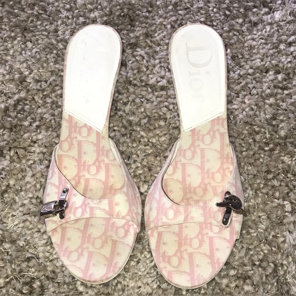 DIOR By CHRISTIAN DIOR PINK SIGNATURE SANDALS